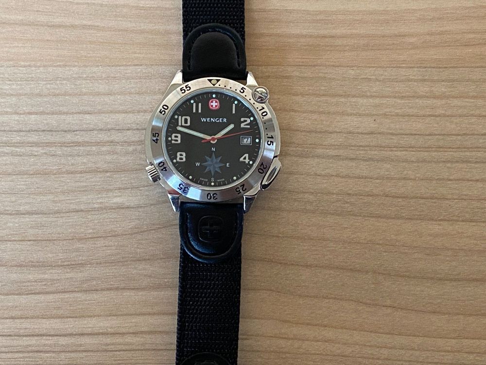 Wenger Swiss Compass Navigator Watch Kaufen auf Ricardo