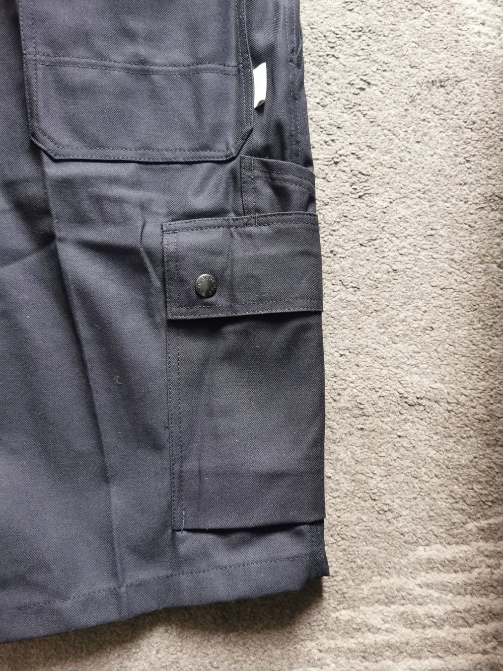 Pantaloni: Herren Cargo Shorts, ALBIRO , Gr. 48 – Nuovo (secondo la descrizione) da Genève venduto da GVMaam 3