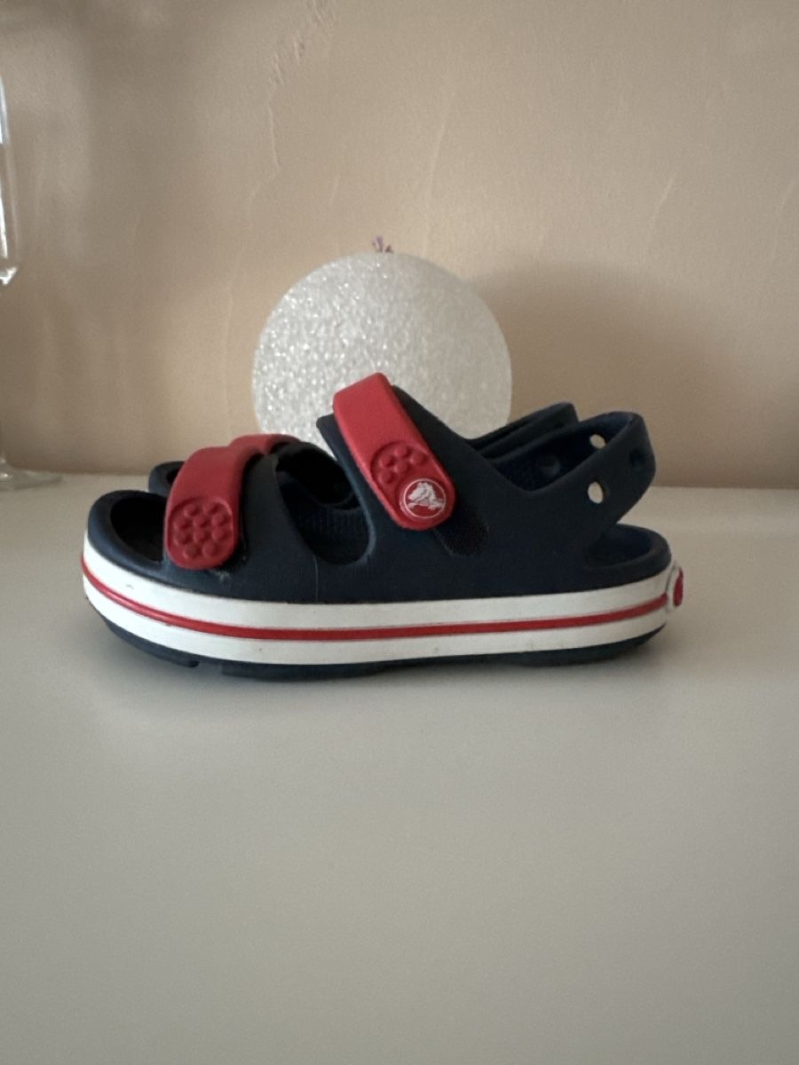 Crocs Scarpe per ragazzi: Crocs Sandals C8 - EU 24/25  – Usato da Bever venduto da tut_tmz9