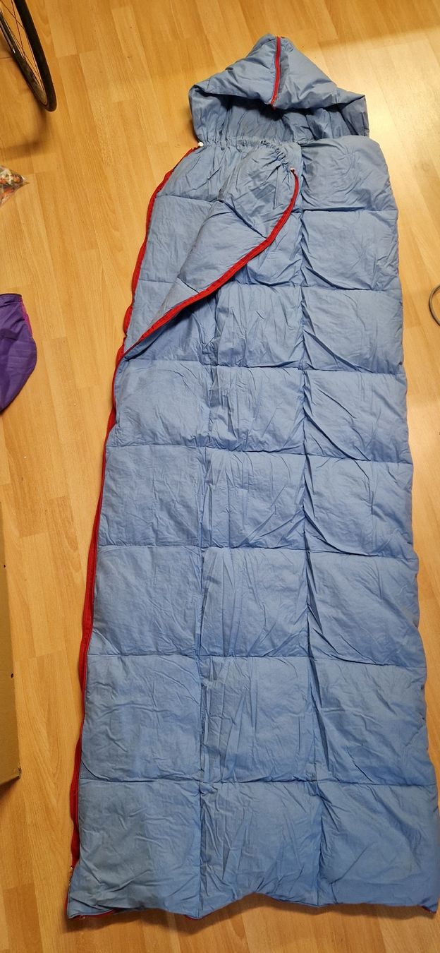 Sacchi a pelo: Blauer Daunenschlafsack mit Kapuze – Usato da Gasel venduto da sale65