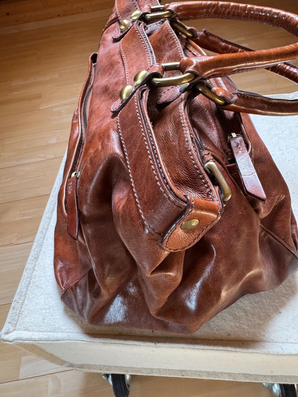 Taschen für Damen: Rehbraune Lederhandtasche – Neu (gemäss Beschreibung) aus Stäfa von Mofi8712 4