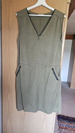 Kleid in grün, Grösse S