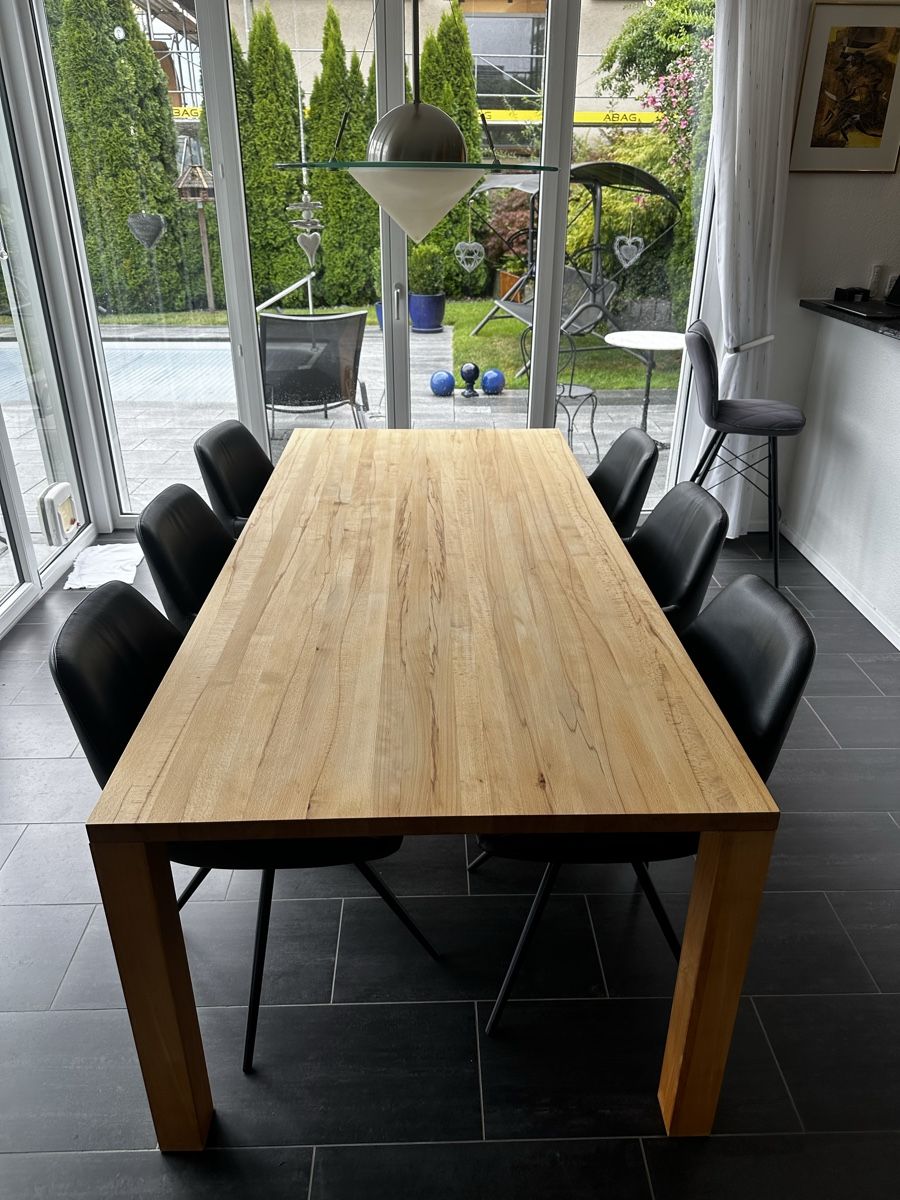 Tische: Holztisch Esszimmer  – Gebraucht aus Adligenswil von Girlsshopping