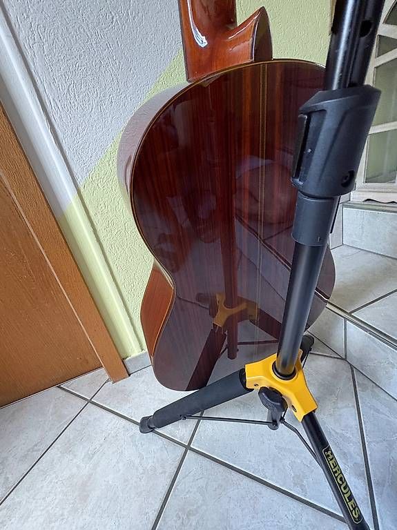 Strumenti musicali: Konzert Gitarre – Usato da Egnach venduto da eliseos 2