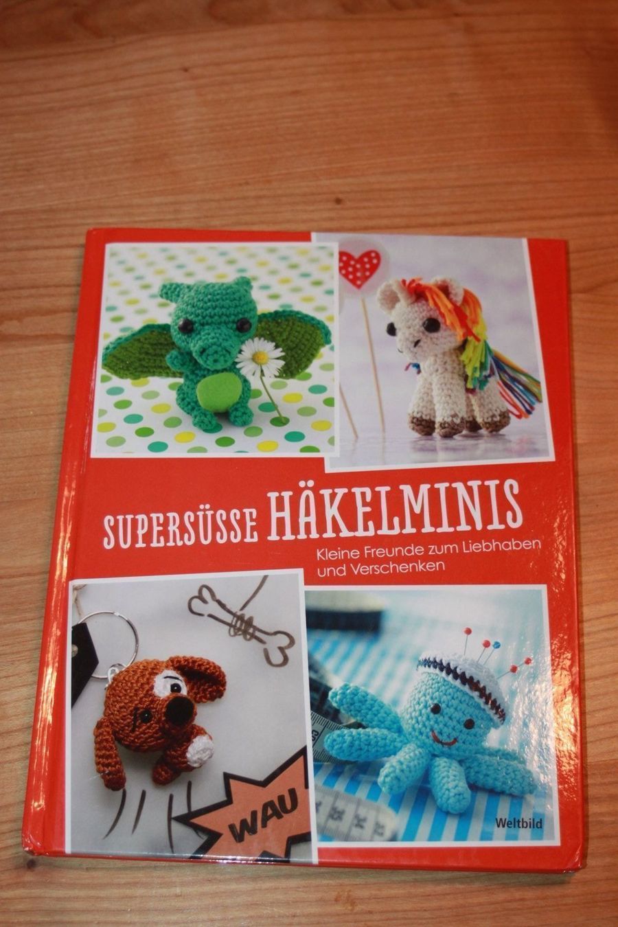 Libri: Buch: supersüsse Häkelminis – Usato da Wenslingen venduto da Strick4Alpaca