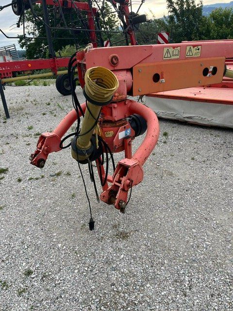 Tutte le macchine: Faucheuse trainée Kuhn FC250G – Usato da Les Thioleyres venduto da Samitrac 5