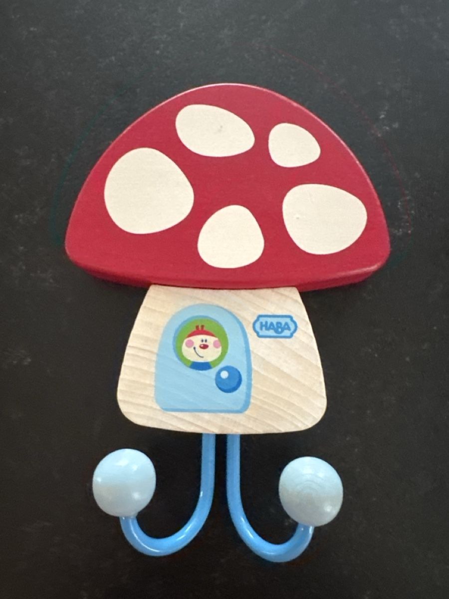 Haba Guardaroba: HABA Kinder Garderobe, Pilz Design – Usato da Grabs venduto da Shelly_87