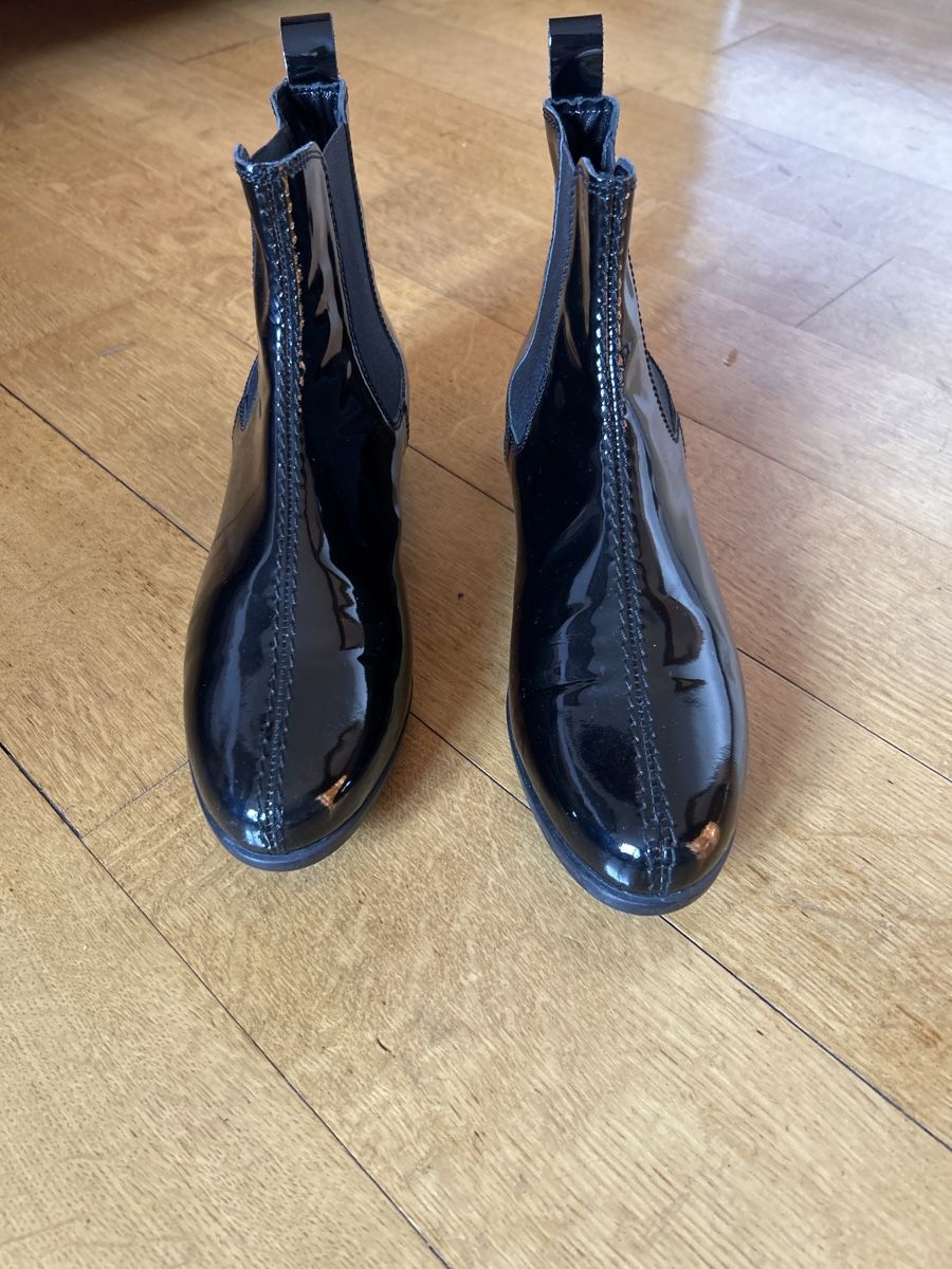 Scarpe da donna: Damen Stiefeletten Lackleder – Usato da Basel venduto da and_pky9