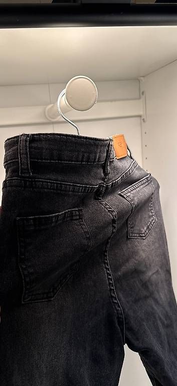 Jeans: Jeans xs – Usato da Biel/Bienne venduto da secondstore 4