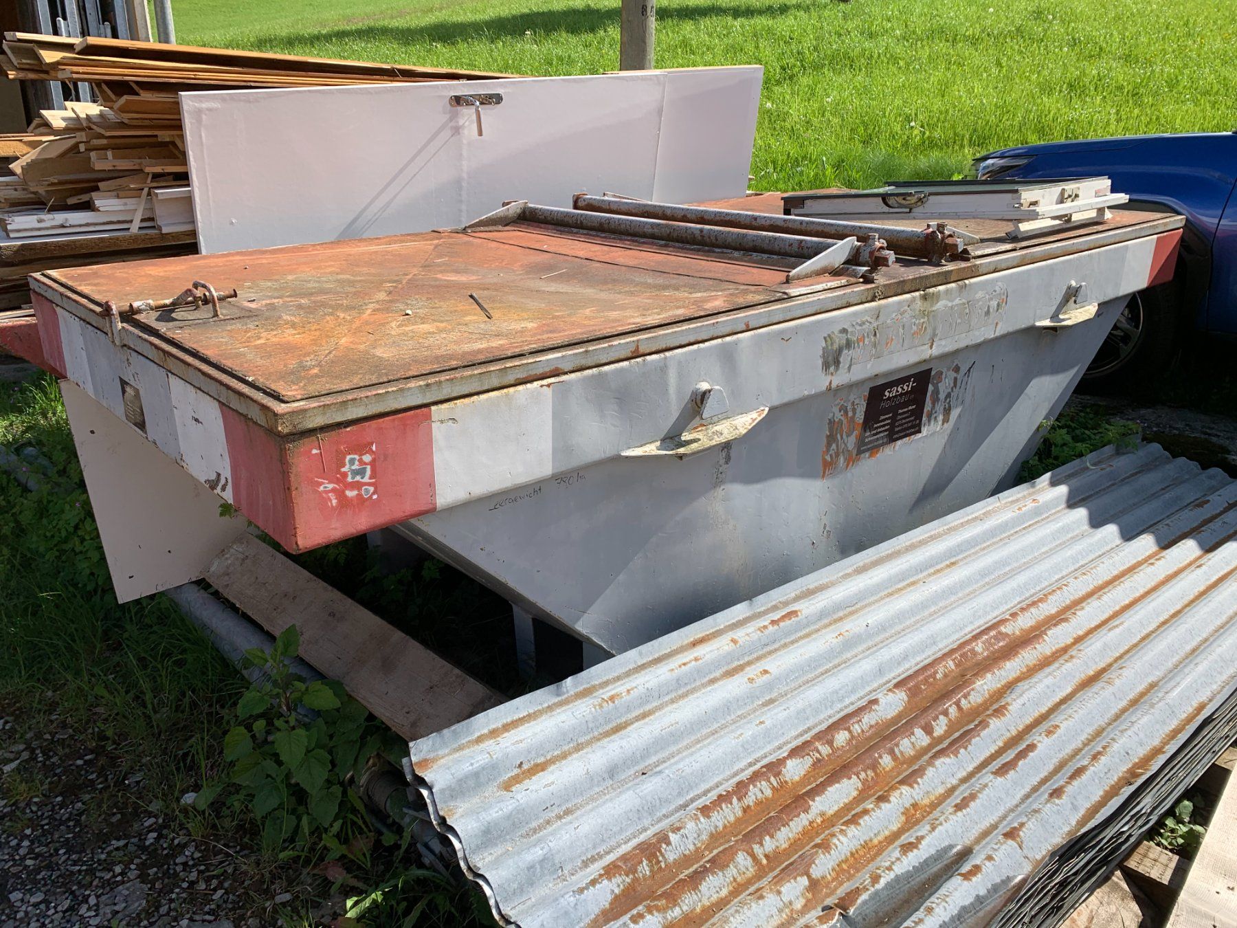 Contenitori edile: Welaki Deckelmulde 4m3 – Usato da Beckenried venduto da faexi 2