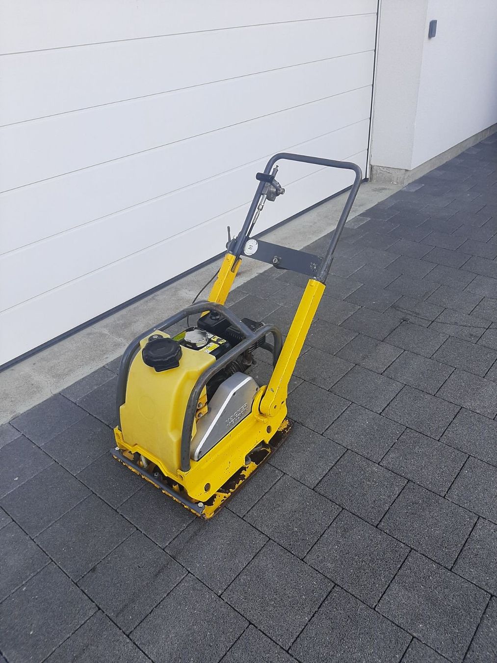 Wacker Neuson Alle Maschinen: Vibroplatte Rüttelplatte Wacker Neuson Honda – Gebraucht aus Rain von Kleinmoto 4