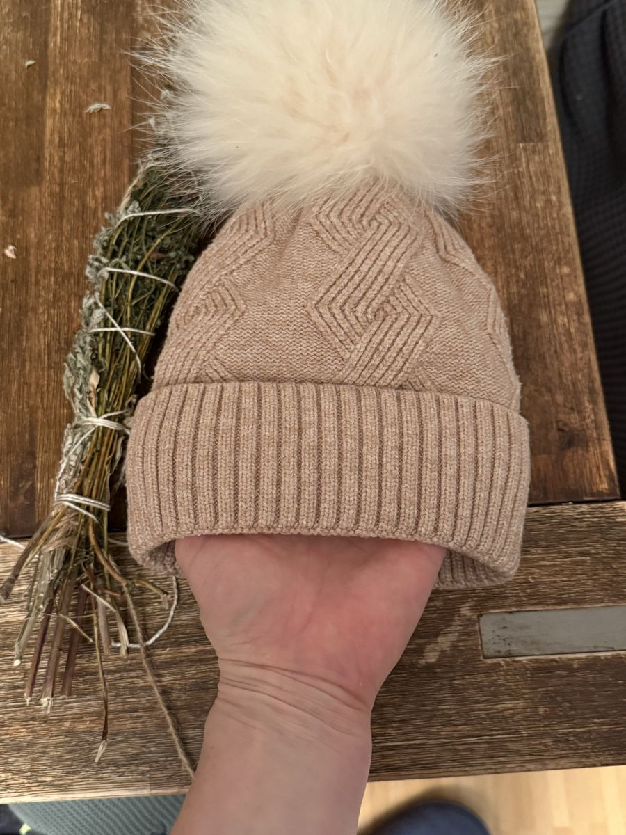 Hüte, Mützen & Caps: Wintermuetze mit Fellbommel - Neuwertig! – Gebraucht aus Egg b. Zürich von Flummi 3