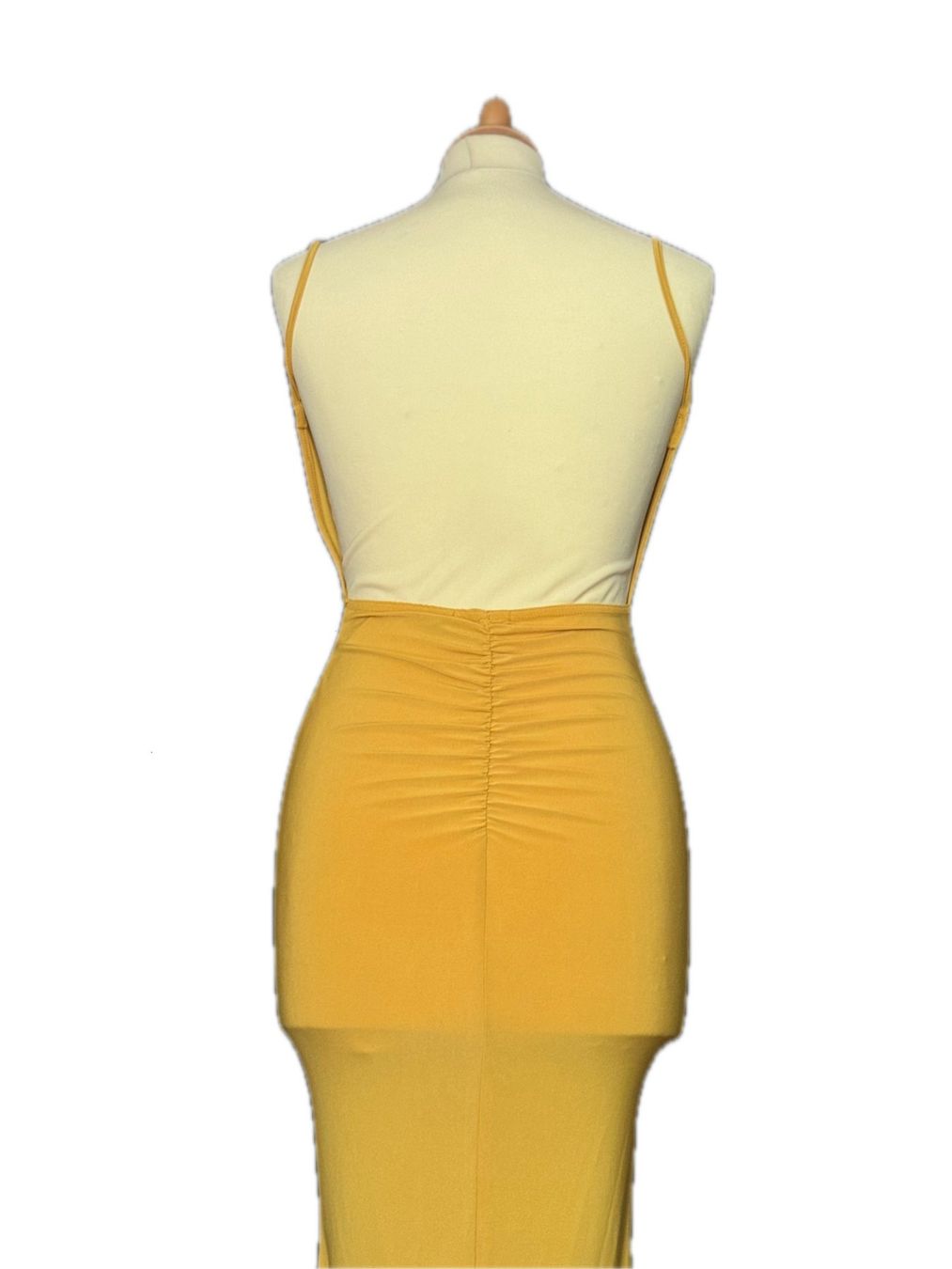 Boohoo Vestiti: Boohoo taille 36 - Robe longue jaune – Usato da Genève venduto da Reveur 5