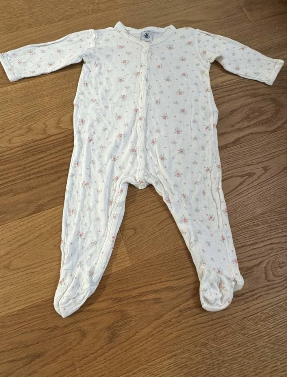 Petit Bateau Lotti & Set di vestiti: Petit Bateau Set Gr. 74(12M), 7-teilig – Usato da Genthod venduto da Tidus04 2