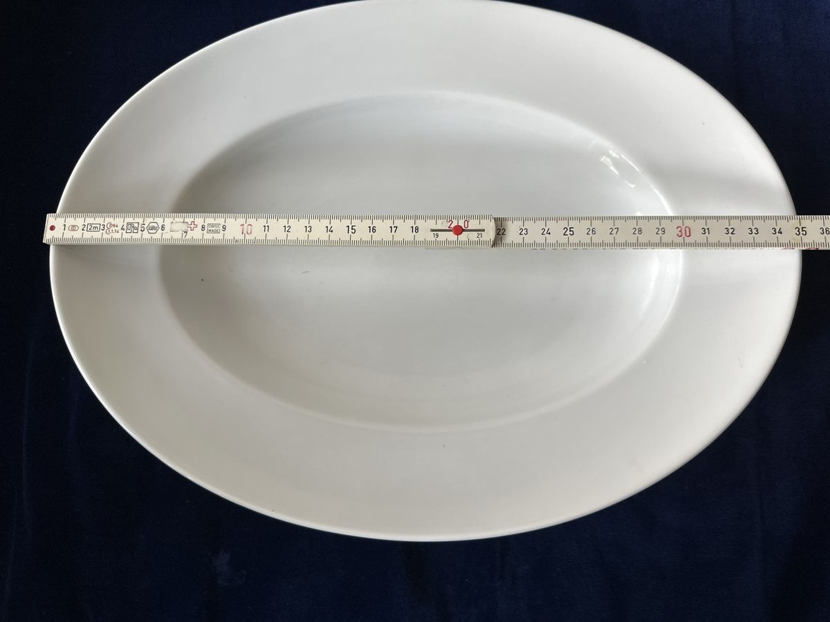 Rosenthal Servierplatten: Rosenthal, Germany, Epoche, ovale Servierplatte – Gebraucht aus Zürich von Chaeffeler 3