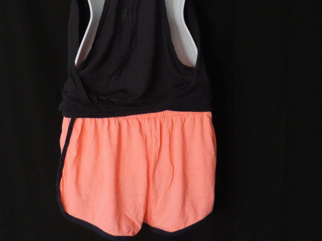 Pantalons: short rose – D'occasion à Genève par Axelle333 4