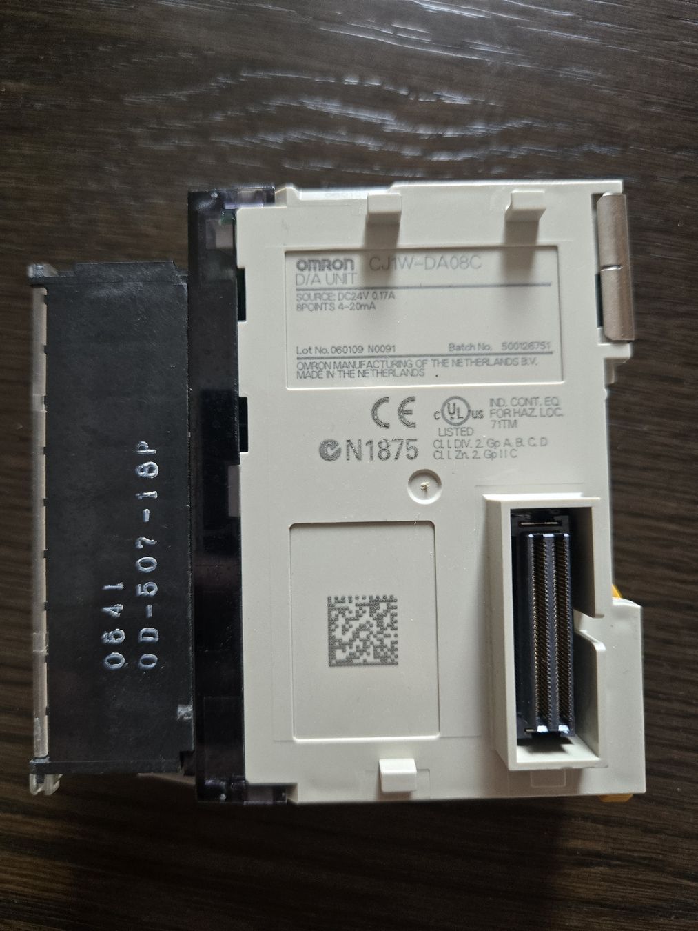 Omron Elektronikbauteile: OMRON CJ1W-DA08C D/A Unit new – Gebraucht aus Zürich von aut_kxd2 1