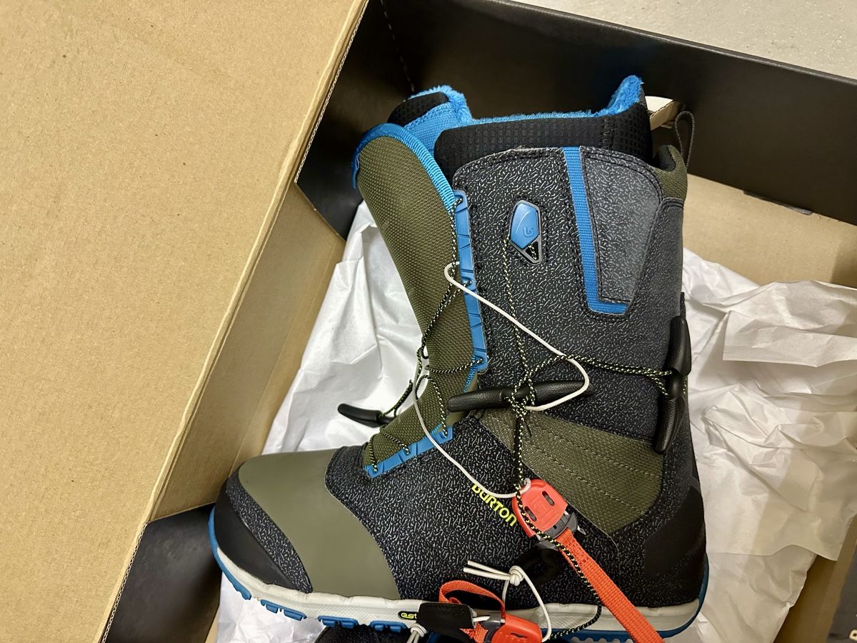 Burton Scarpe da uomo: Burton Ruler snowboard boots like new – Usato da Altendorf venduto da ghinescu.andrei
