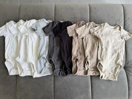 9 Baby Bodys H&M Set Kurzarm Grösse 74 neutral Farben