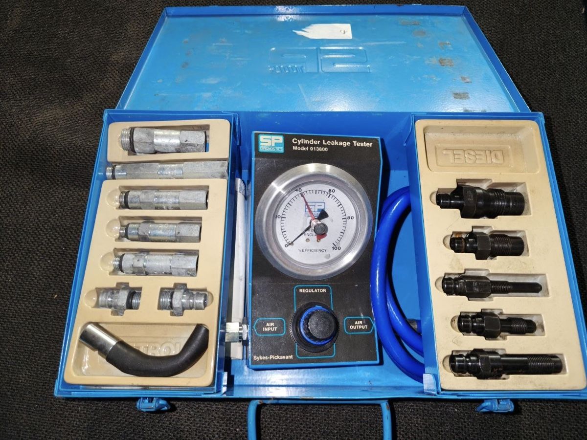 Messen: Zylinderlecktester – Gebraucht aus Wohlen AG von con_wvd2
