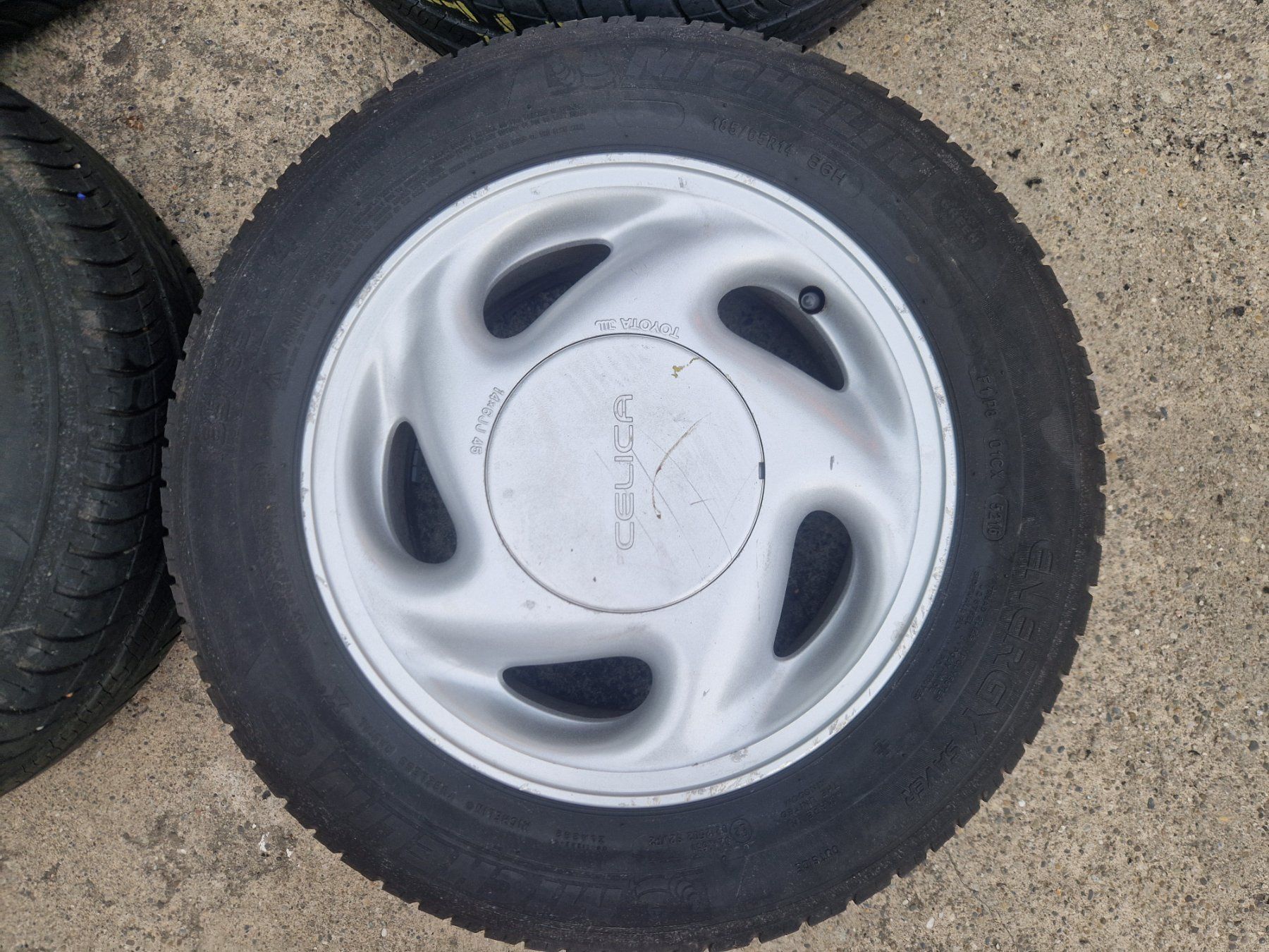 Toyota Pneumatici & Ruote complete: Aluradsatz Toyota Celica ST182 – Usato da Kerzers venduto da ernst1234 2