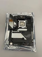ROG Maximus XI Mainboard mit Intel i9-9900 CPU Wassergekühlt