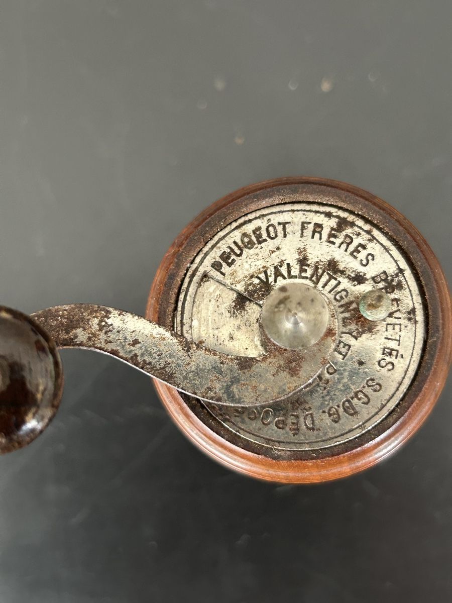 Elettrodomestici da cucina: Antike FRERES PEUGEOT Pfeffermühle – Usato da Zumikon venduto da tuna007 2