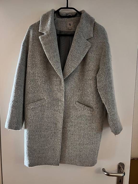 Manteaux: Damenmantel in Grau – D'occasion à Luzern par CooperX
