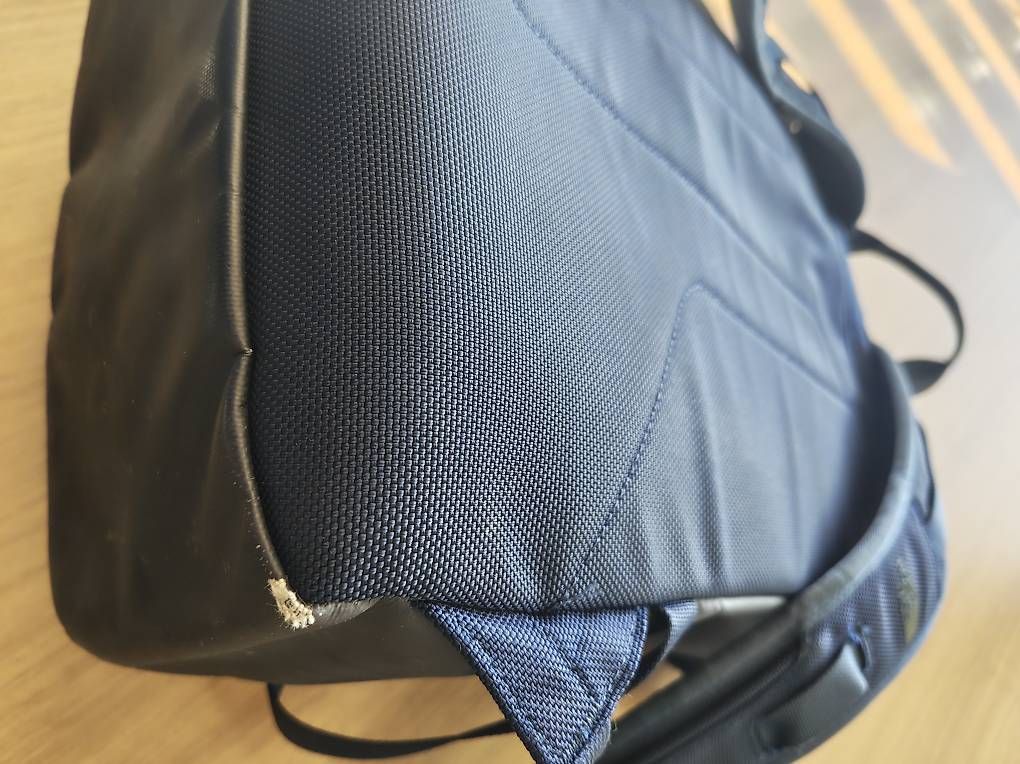Sacs à dos: North Face dunkelblau Base Camp  30 l – D'occasion à Wädenswil par Preppy 3