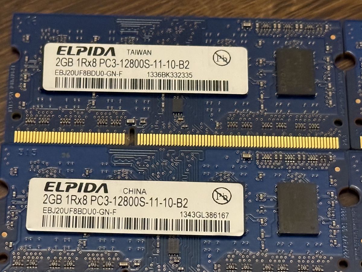 Memoria / RAM: 4x 2GB PC3-12800S DDR3 RAM SODIMM – Usato da Uster venduto da Sasisa 1