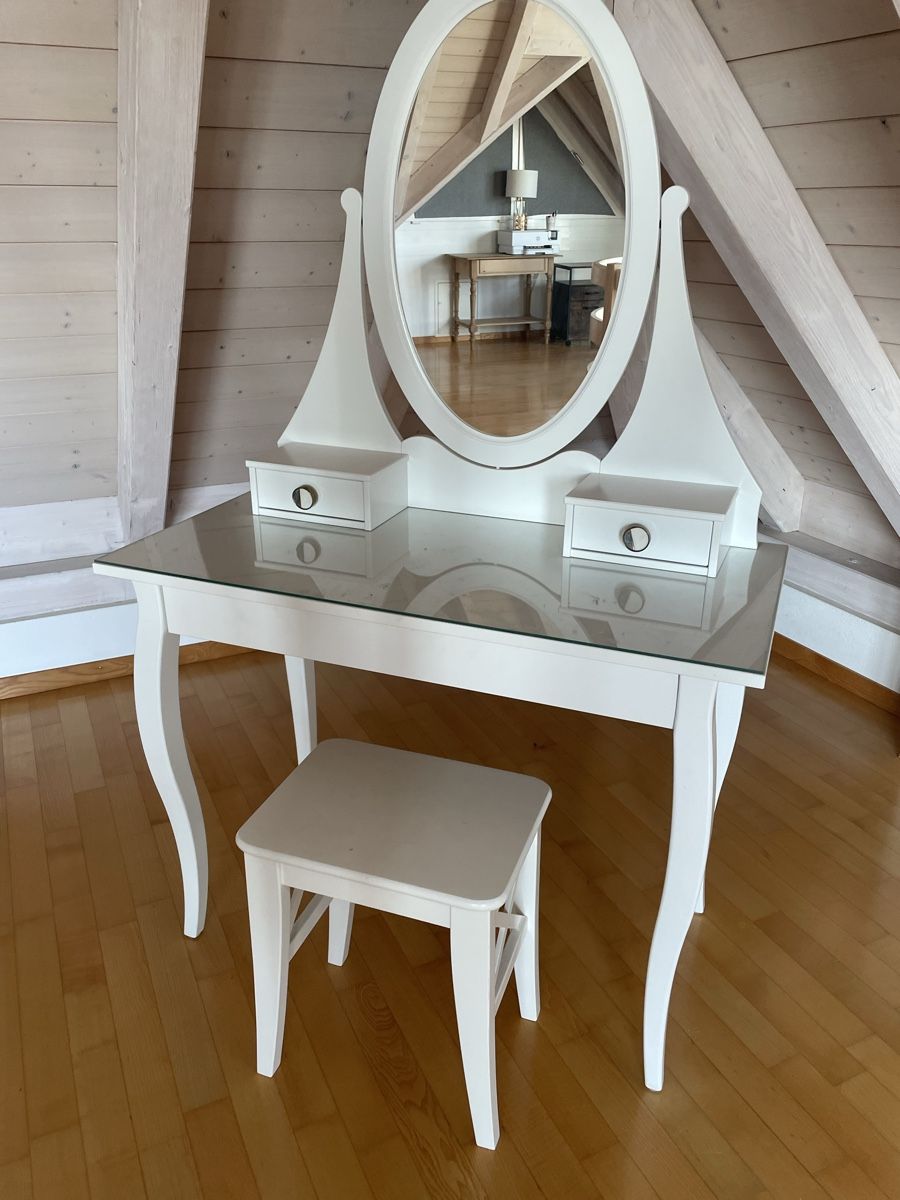 Ikea Tavoli da trucco: White Dressing Table with Mirror and Stool – Usato da Grüt (Gossau ZH) venduto da jwa_gx68 1