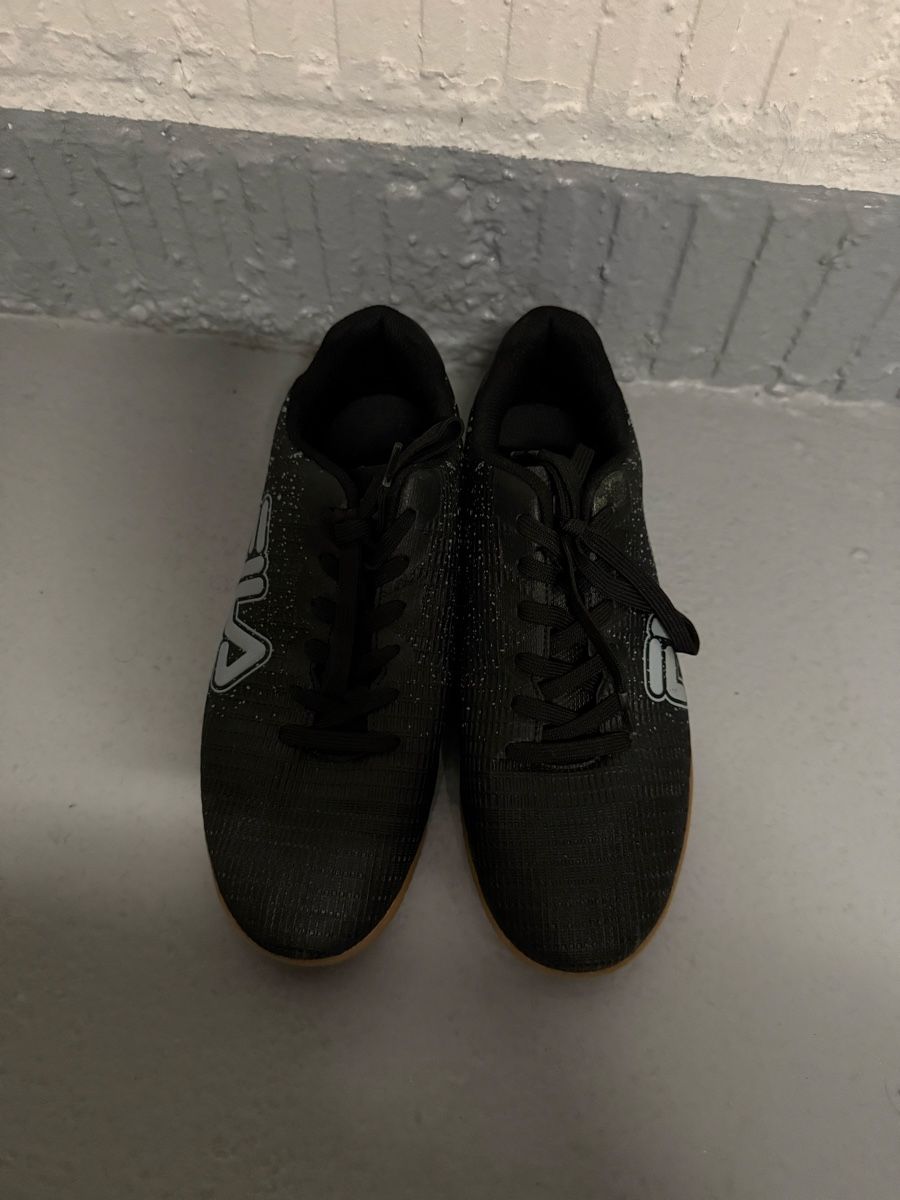 Fila Chaussures garçon: Fila Hallenschuhe 39 – D'occasion à Zürich par juanjoch 1