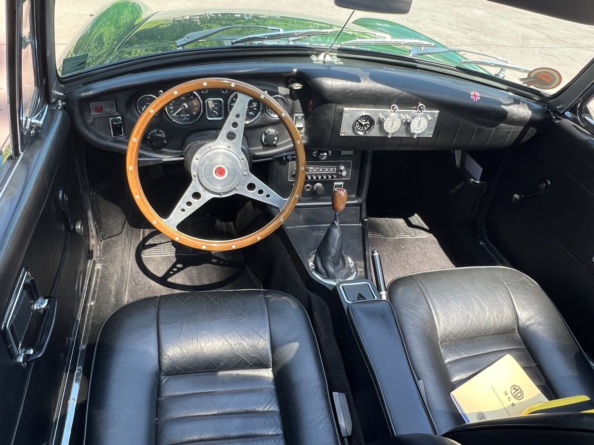 MG Autos: MGB Mk II – D'occasion à Igis par Haupt48 7