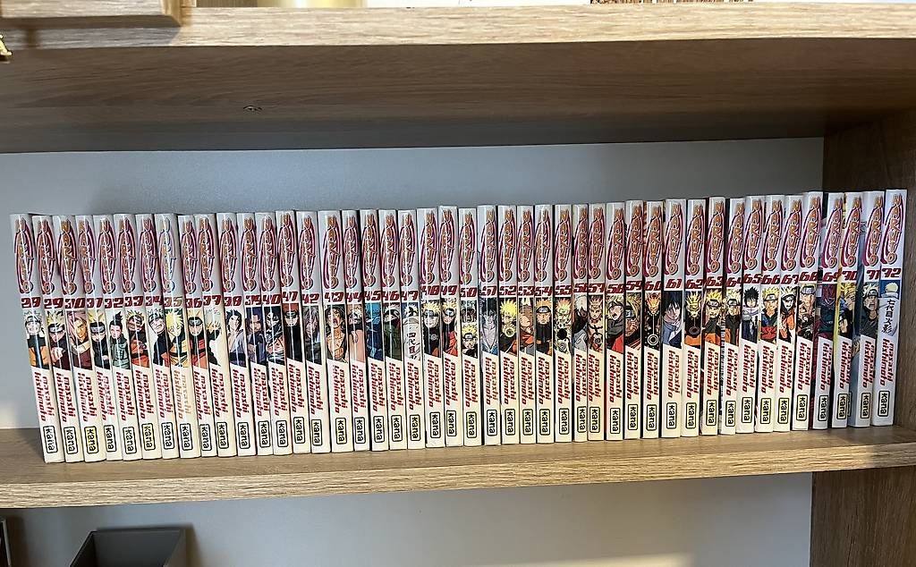 Fumetti: Tome Naruto Shippuden de 28 à 72 – Usato da Delémont venduto da nazdara 2