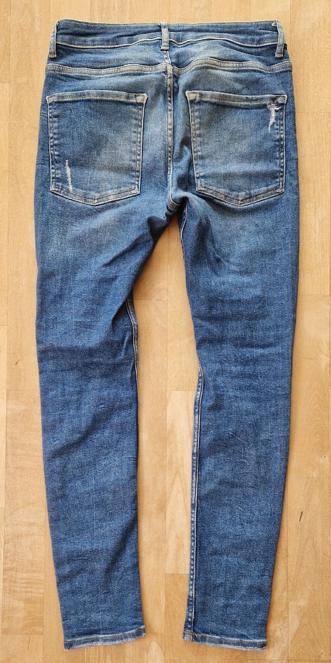 Bershka Jeans: Bershka Jeans – Usato da Muri b. Bern venduto da mlu_vgj7 4
