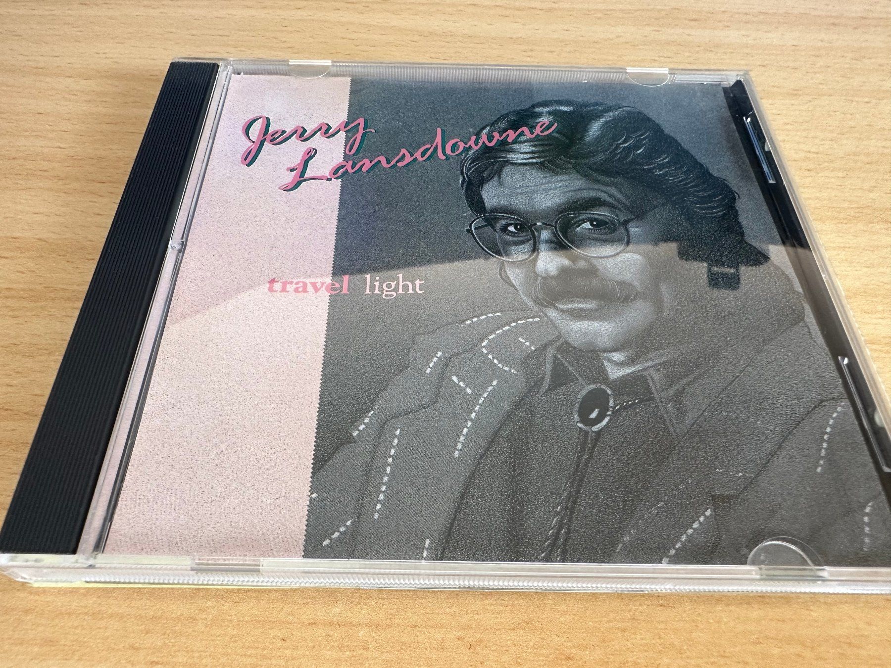 CD: Jerry Lansdowne – Travel Light – Usato da Rikon im Tösstal venduto da Alpenmutz