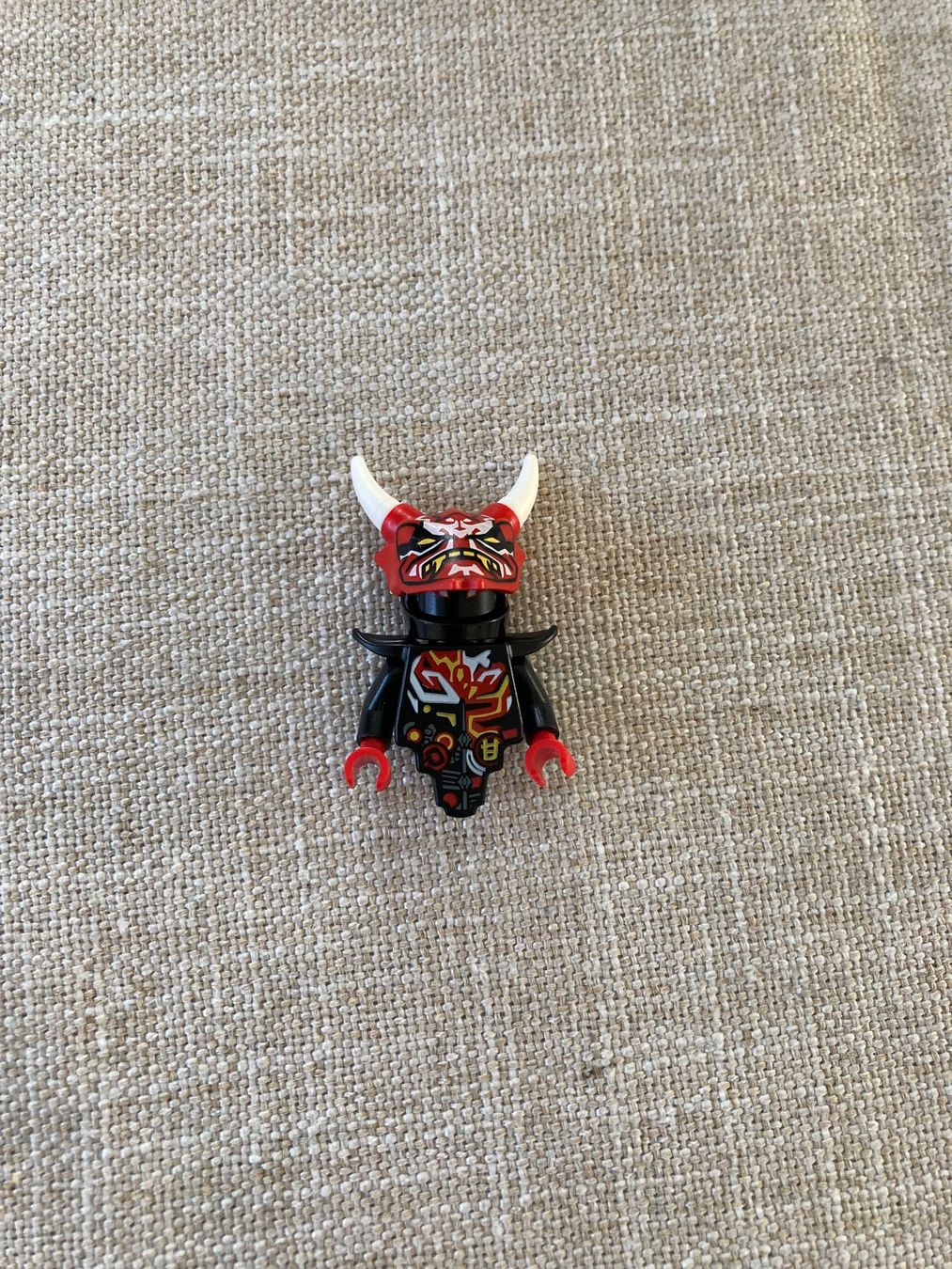 Lego Spielzeuge: LEGO Ninjago Minifigur des Charakters Mr. E – Gebraucht aus Schafisheim von mic_79dx