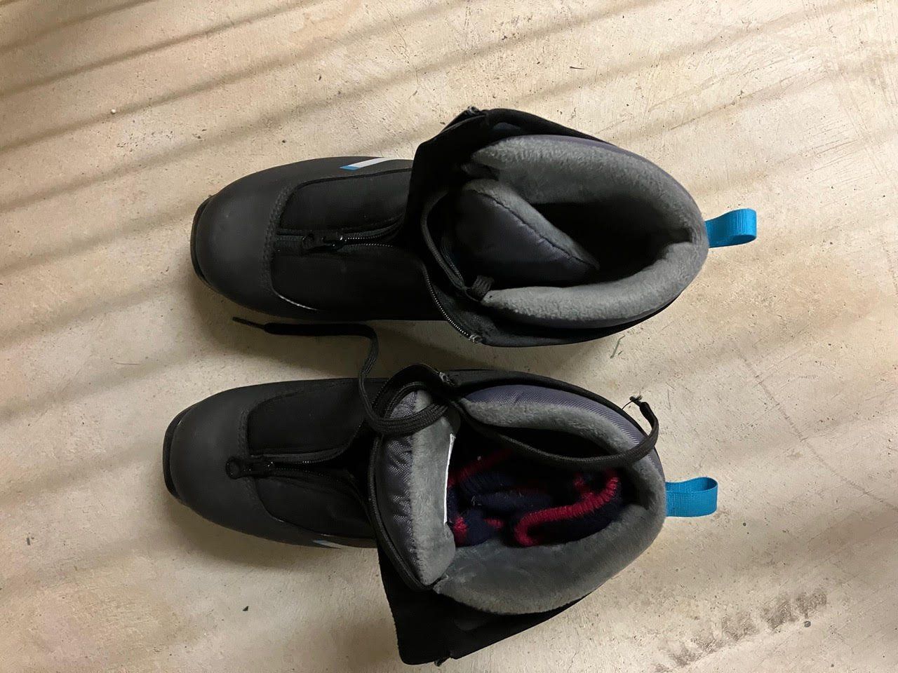 Sci: Ski de fond INOVIK + fixations/bottes/bâtons – Nuovo (secondo la descrizione) da Vevey venduto da yve_7dpw 1