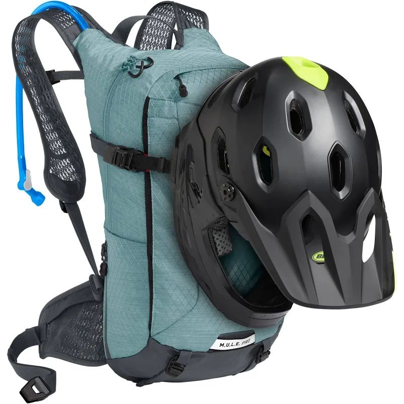 Camelbak Sacs à dos: Camelbak Mule Pro 14 Trinkrucksack – D'occasion à Wolfhausen par lunaire01 6