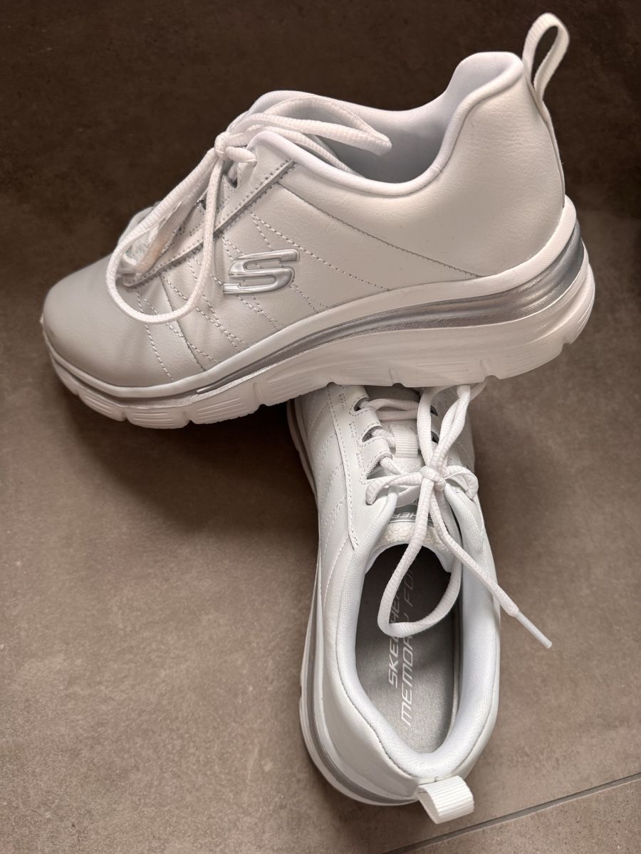 Skechers Scarpe da donna: Sketchers Gr. 38.5 – Nuovo (secondo la descrizione) da Buchs SG venduto da Scheni71 1