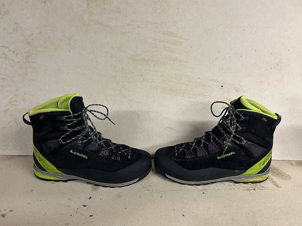 Chaussures hommes: Chaussures Lowa GTX. 46.5 – D'occasion à Montagny la Ville par pidoura