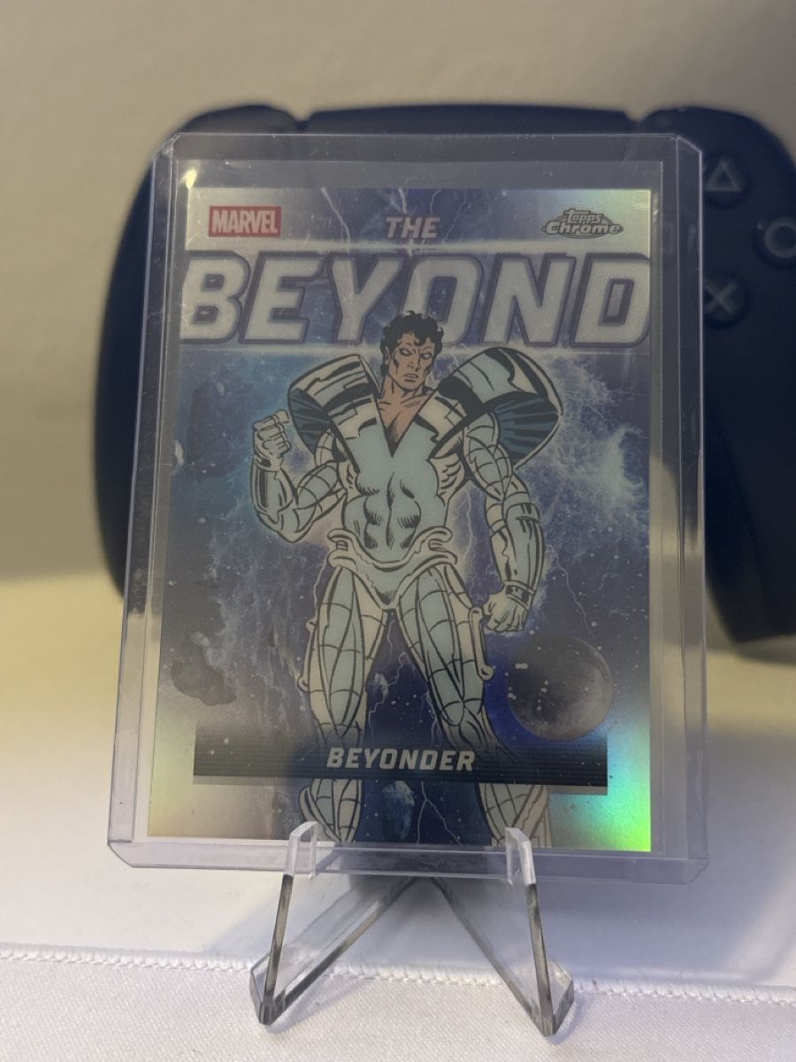 Topps Sammelbilder & Trading cards: Marvel Topps Chrome 2026 Beyonder – Gebraucht aus Dulliken von alpi.cards