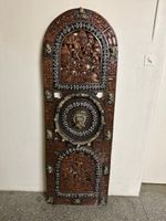 ALTE AFRIKANISCHE GESCHNITZTE TÜR AUS HOLZ / BRONZE