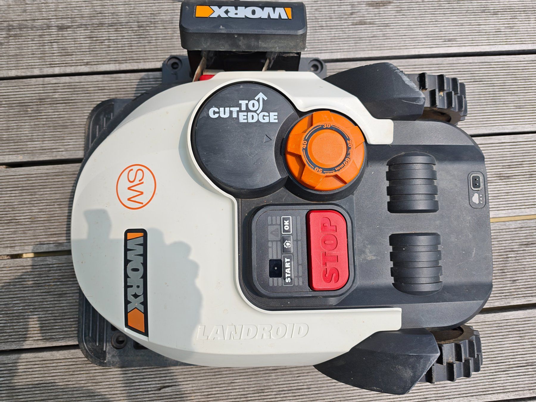 Worx Rasenmäher: Worx Landroid SM Rasenroboter – Defekt aus Oensingen von Herrmeyerhans 5