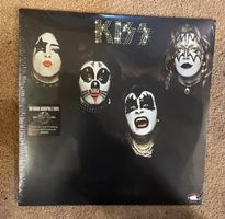 KISS 1st Album LP Reissue 180gr - VERSCHWEISST