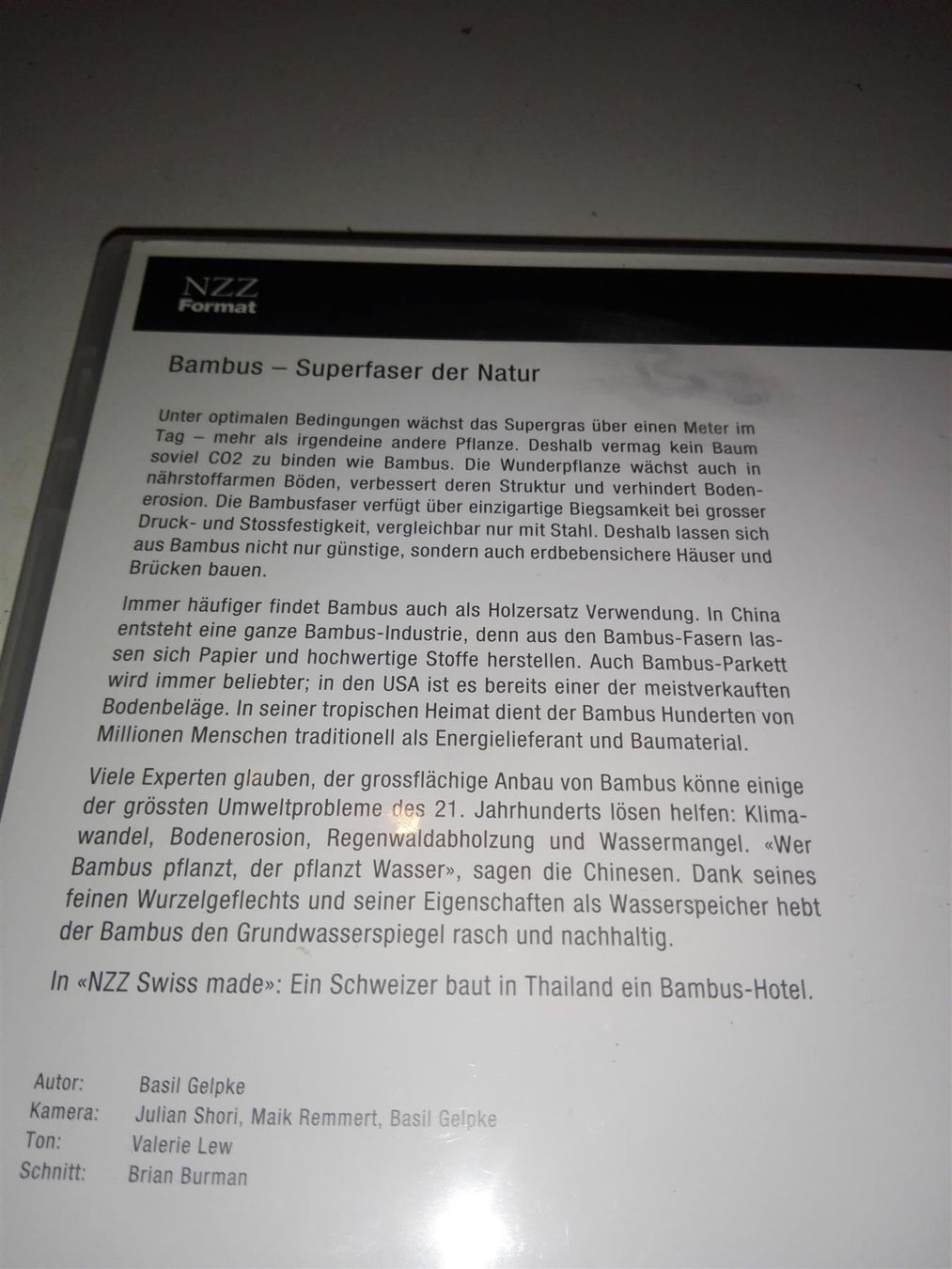 Tutti i DVDs: Bambus - Superfaser der Natur                (NZZ-Format) – Usato da St. Gallen venduto da elk2021 2