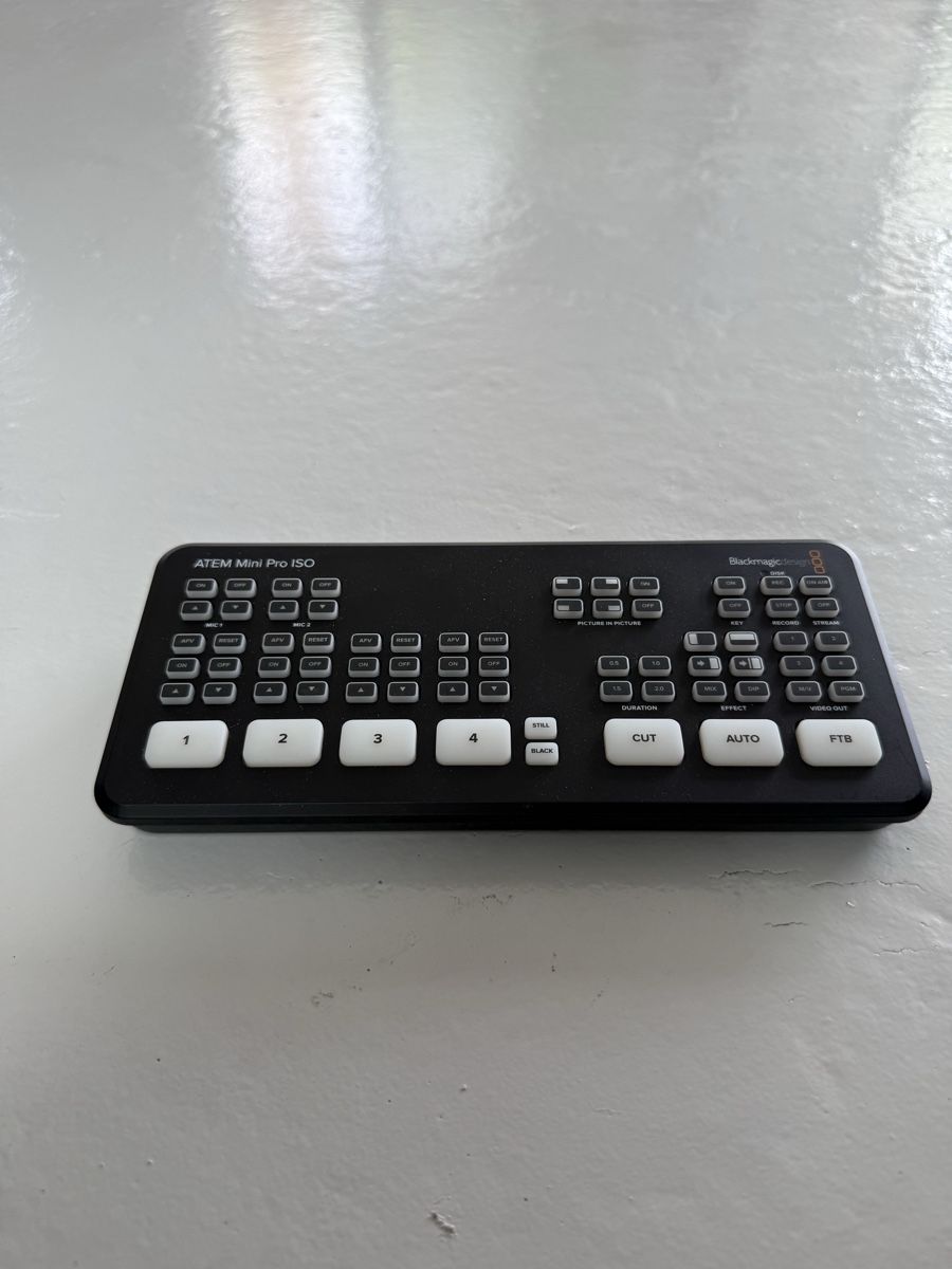 Blackmagic Console di mixaggio: Blackmagic ATEM mini pro iso – Usato da Aarau venduto da fre_spg9