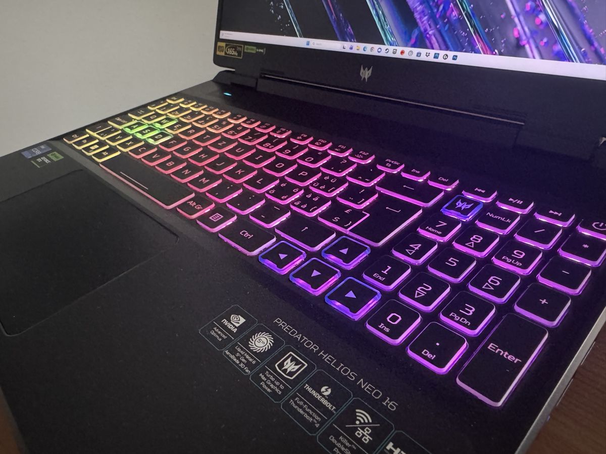 Acer Portables: Acer Helios 16 gaming laptop – Neuf (Voir description) à Zürich par Ala_ko8