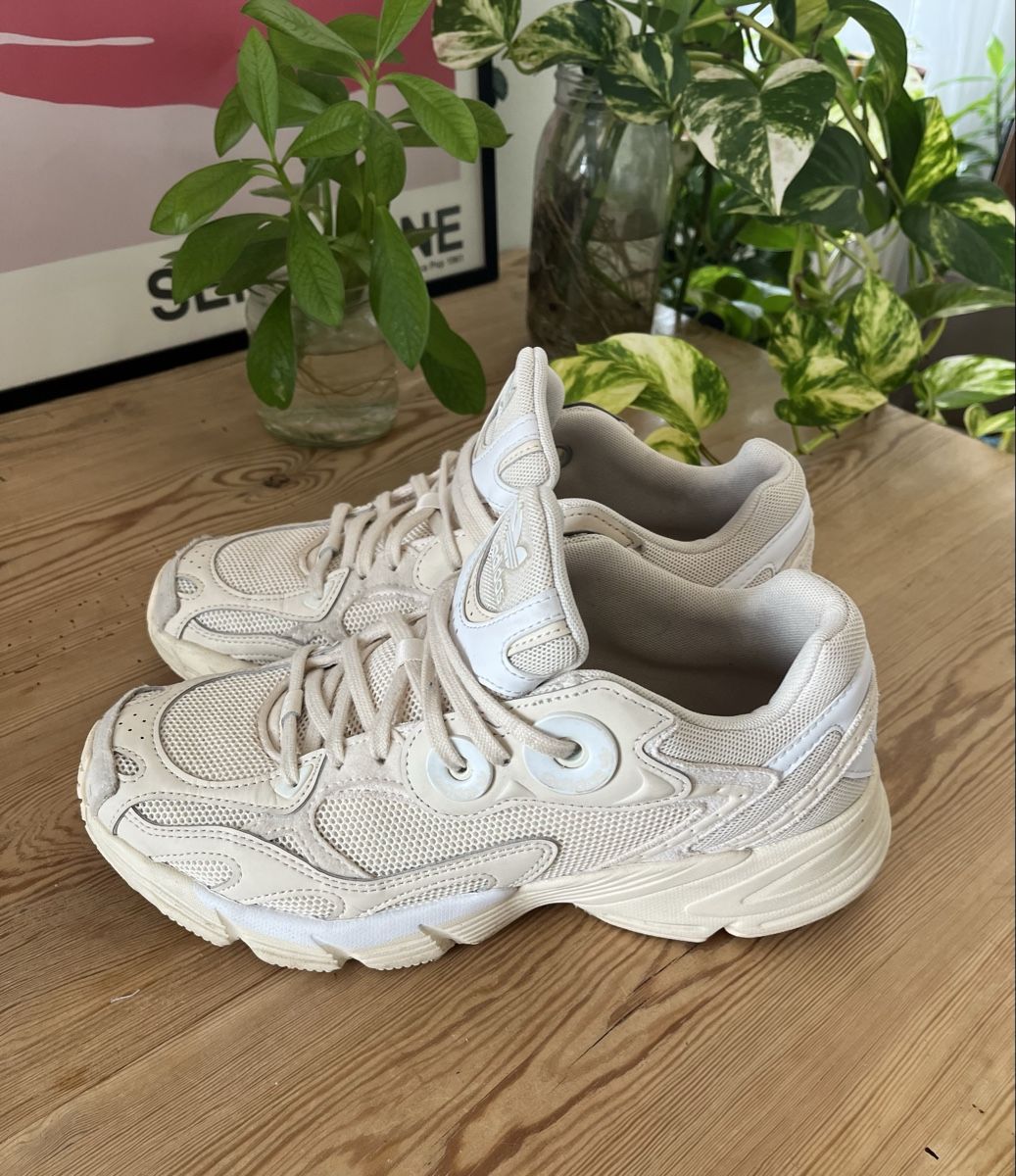 Adidas Scarpe da donna: Adidas ASTIR Sneakers Gr. 40 – Usato da St. Gallen venduto da edepa