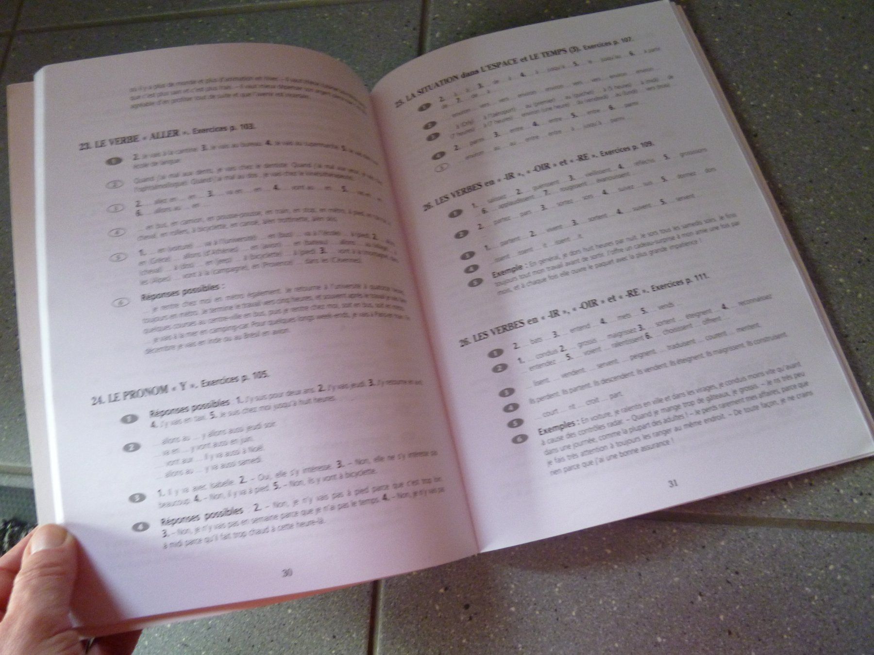 Libri: Grammaire Progressive du Français Corrigés Büchlein – Usato da Dättlikon venduto da Mamakuga 7